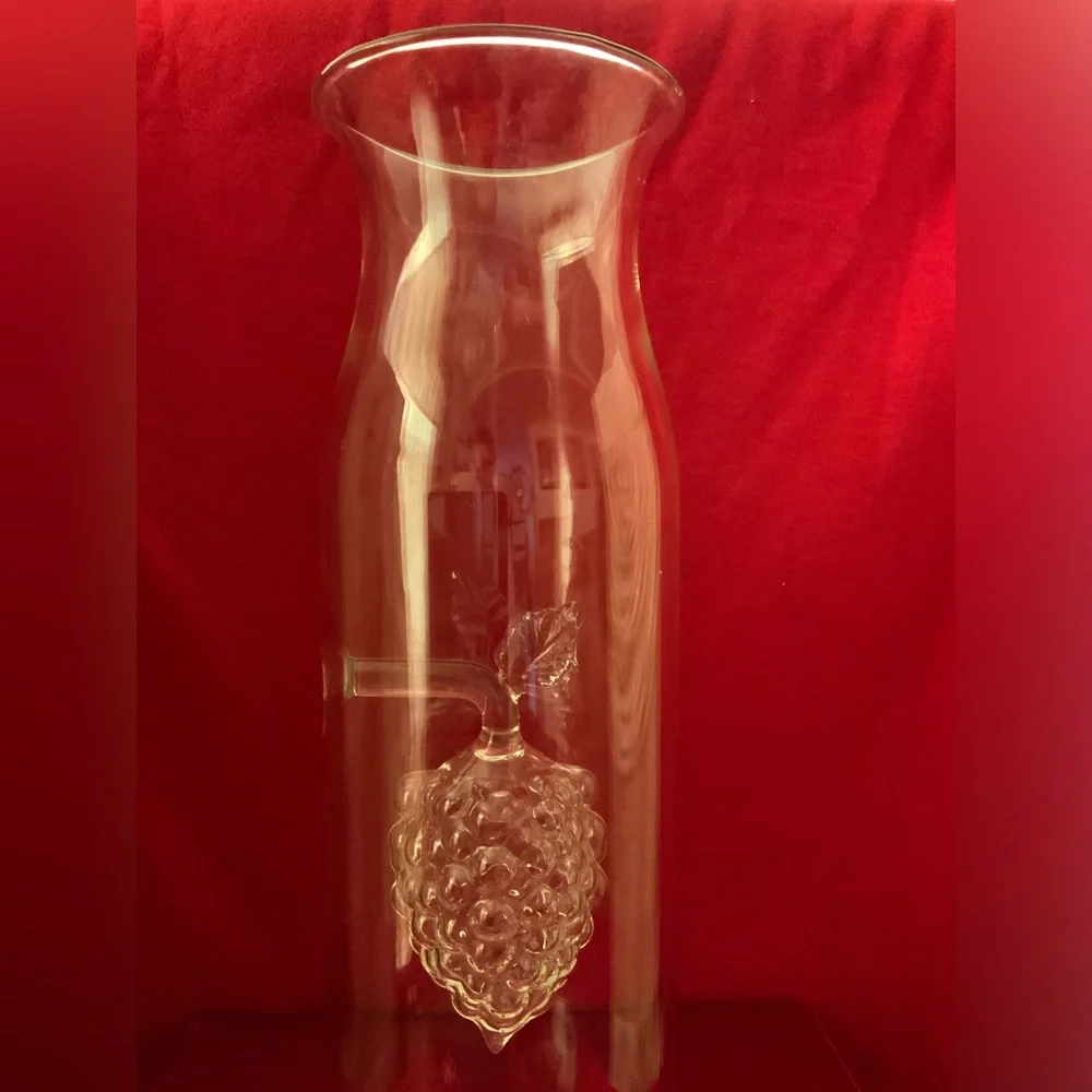 VINTAGE CLEAR GLASS DECANTER